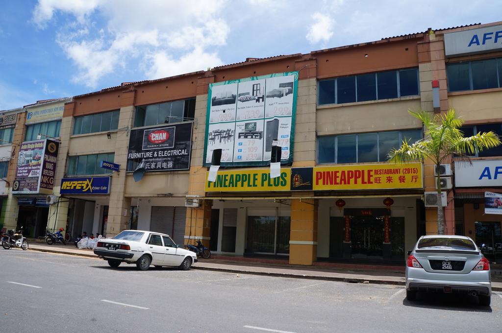 Greens Hotel & Suites Bintulu Exterior photo
