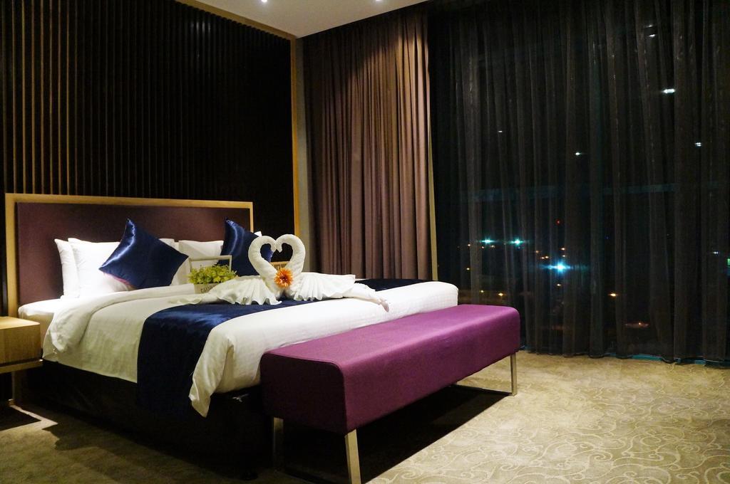 Greens Hotel & Suites Bintulu Exterior photo