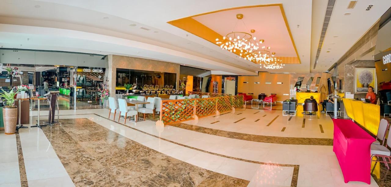 Greens Hotel & Suites Bintulu Exterior photo